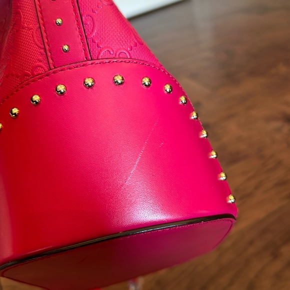 Stunning Gucci GG Guccissima Studded Bucket Bag - Picture 16 of 16